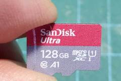Size of the microSD card which acts as the hard drive for OS and file storage